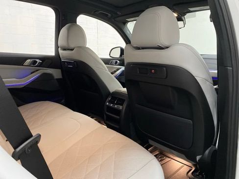 Used 2023 BMW X5 sDrive40i w/ Premium Package RWD image 82