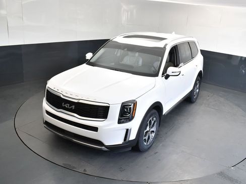 Used 2022 Kia Telluride EX image 33