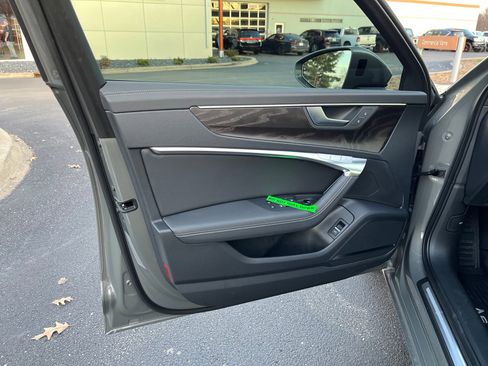 Used 2023 Audi A6 Premium Plus image 12