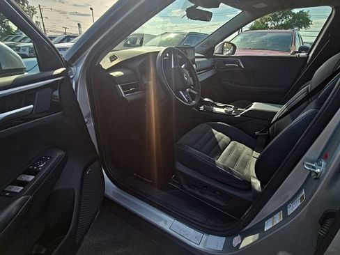 Used 2025 Mitsubishi Outlander SE AWD/4WD image 6
