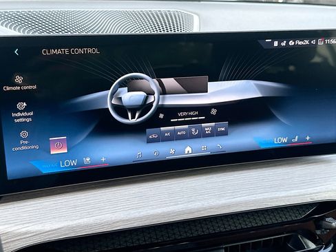 New 2026 BMW 330i Sedan w/ Convenience Package image 13