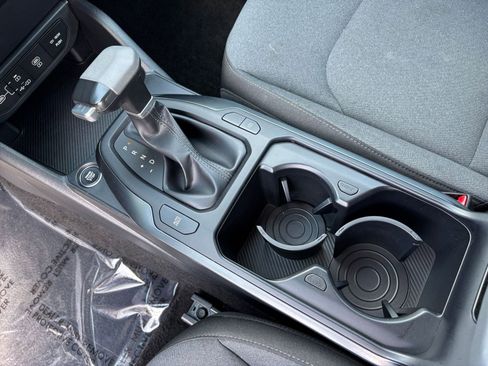 Used 2025 Kia K4 LXS image 43