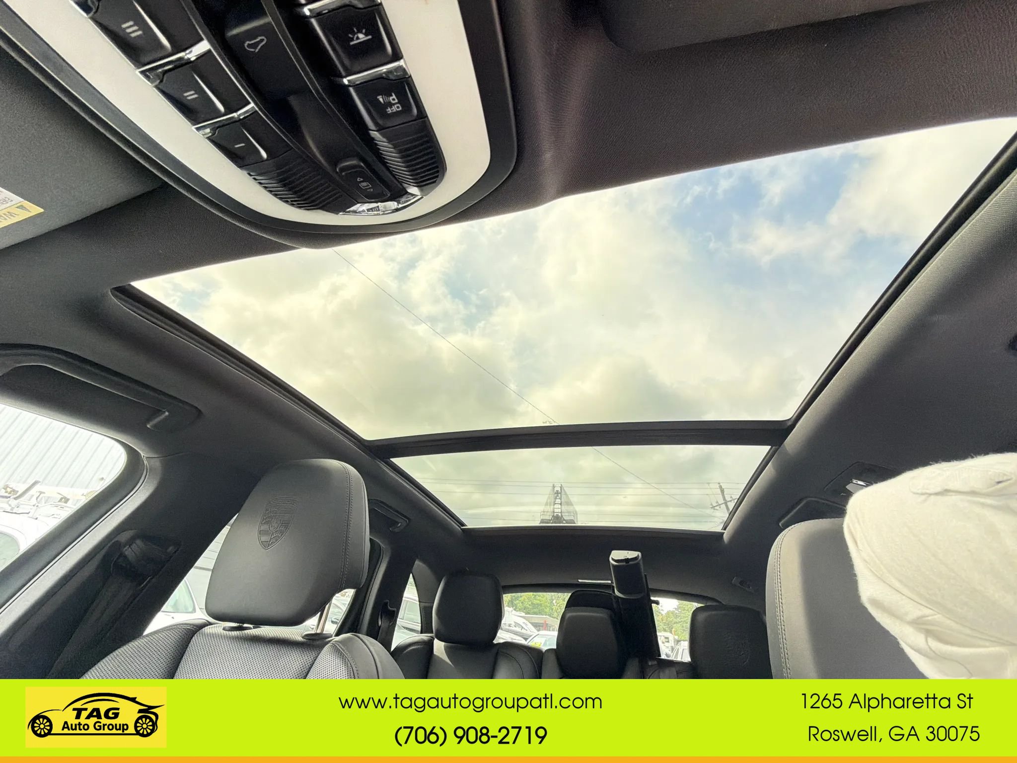 Used 2017 Porsche Cayenne S Platinum AWD/4WD image 22