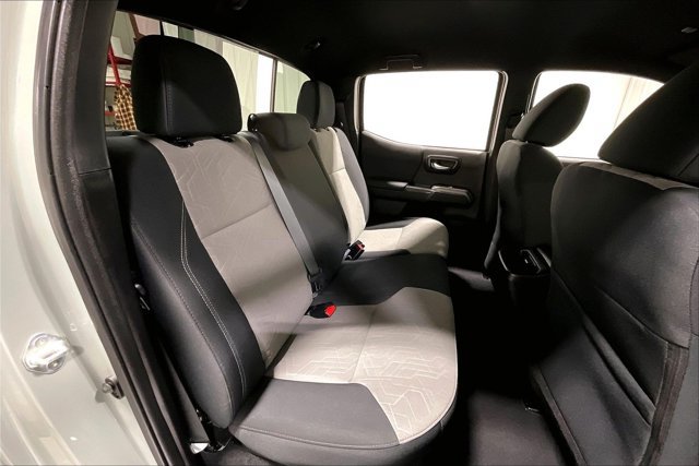 Certified 2023 Toyota Tacoma TRD Sport w/ Technology Package AWD/4WD image 28
