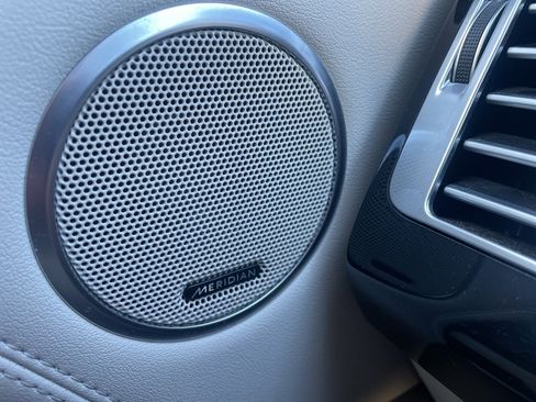 Used 2021 Land Rover Range Rover P525 Westminster Edition LWB image 26