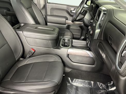 Used 2021 Chevrolet Silverado 1500 LTZ w/ Technology Package AWD/4WD image 21