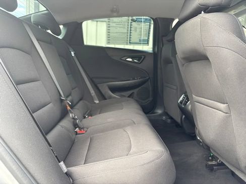 Used 2020 Chevrolet Malibu LT FWD image 15