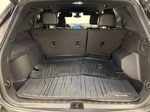 Used 2024 Chevrolet Equinox RS w/ RS Leather Package FWD image 10