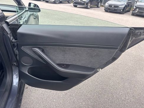 Used 2023 Tesla Model 3 Standard Range RWD image 16