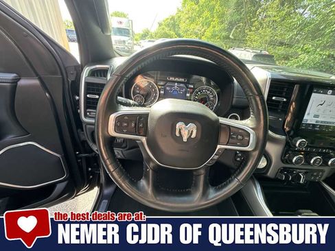 Used 2022 RAM 1500 Laramie AWD/4WD image 14