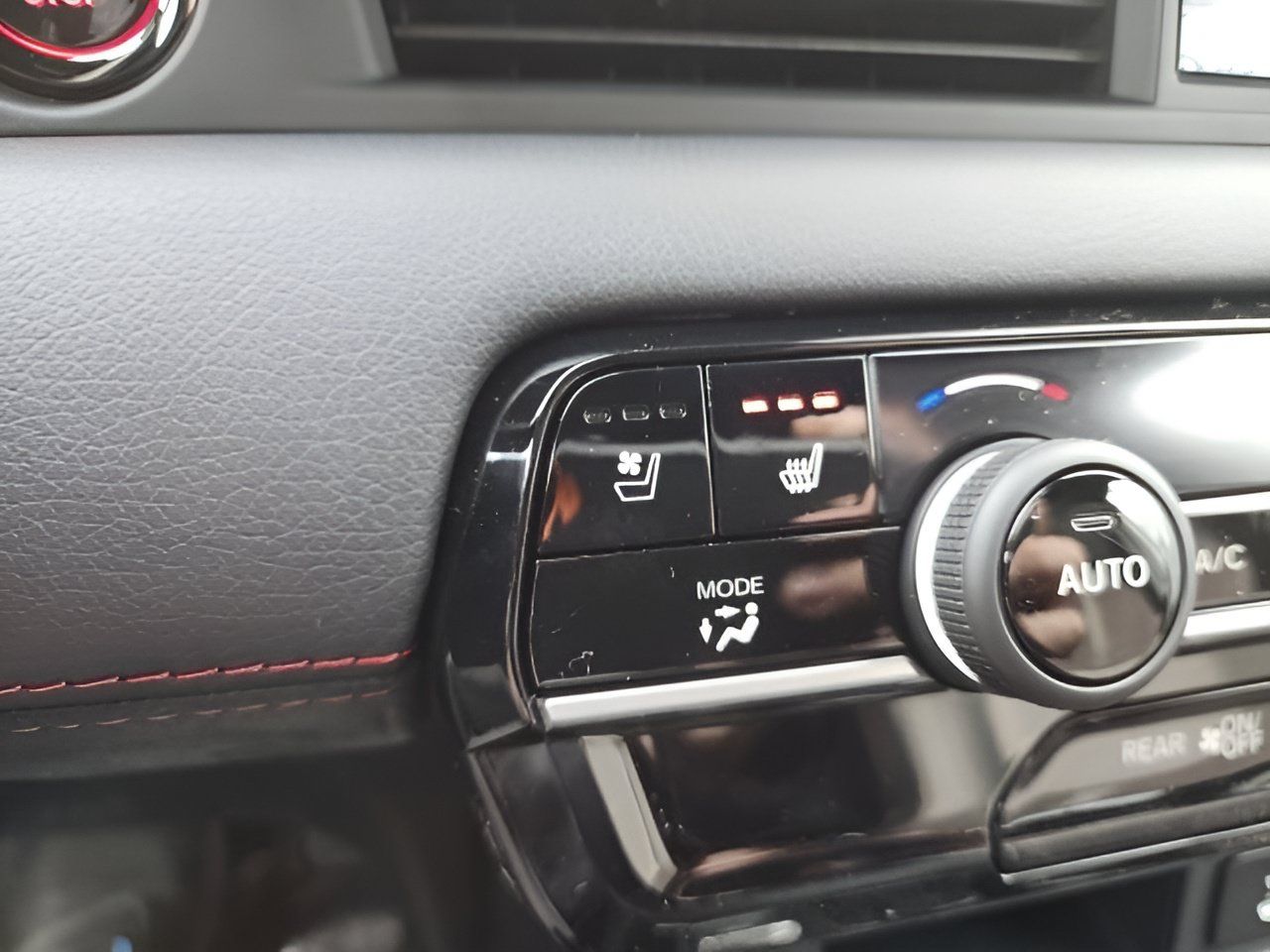 New 2026 Honda Pilot Black Edition image 31