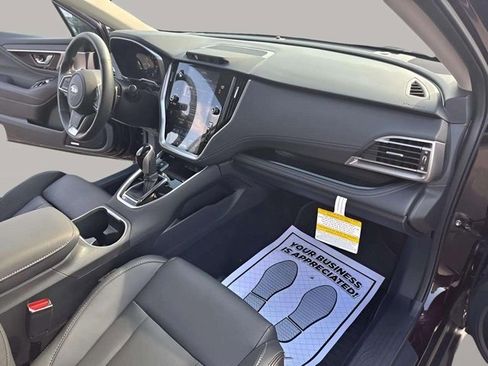 Used 2025 Subaru Outback Limited image 11