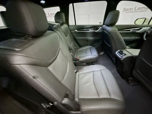 Used 2024 Cadillac XT6 Premium Luxury w/ Technology Package image 33