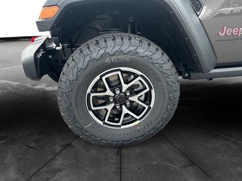 New 2025 Jeep Wrangler Rubicon image 14