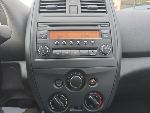 Used 2016 Nissan Versa S Plus image 15