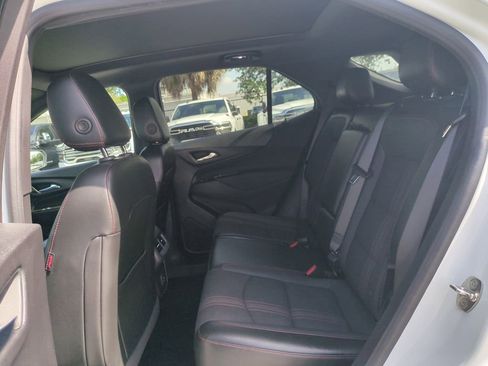 Used 2022 Chevrolet Equinox RS w/ Infotainment Package AWD/4WD image 16