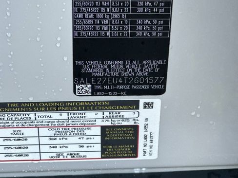 New 2026 Land Rover Defender 110 X-Dynamic SE image 30