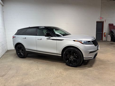 Used 2023 Land Rover Range Rover Velar S AWD/4WD image 5