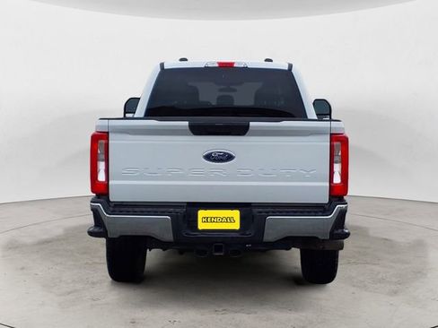Used 2025 Ford F250 XLT w/ FX4 Off-Road Package AWD/4WD image 4