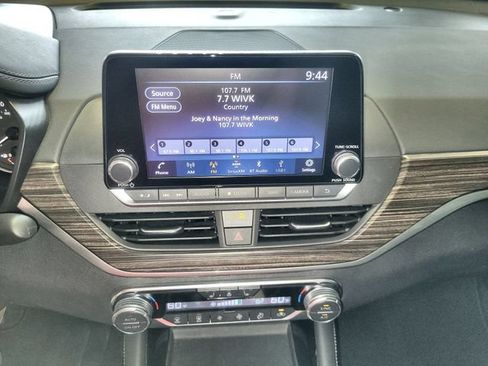 Used 2022 Nissan Altima 2.5 SL FWD image 16