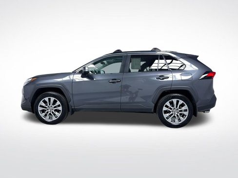 Certified 2022 Toyota RAV4 XLE Premium AWD/4WD image 4
