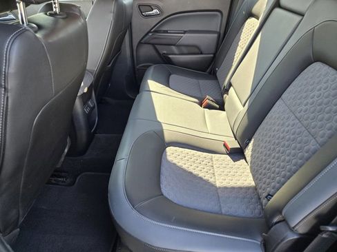 Used 2018 Chevrolet Colorado Z71 image 27