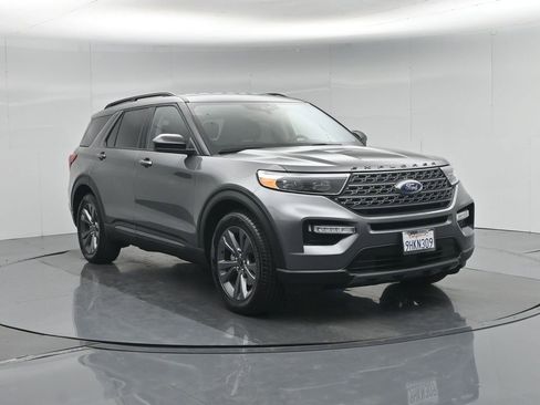 Used 2023 Ford Explorer XLT w/ Equipment Group 202A RWD image 59