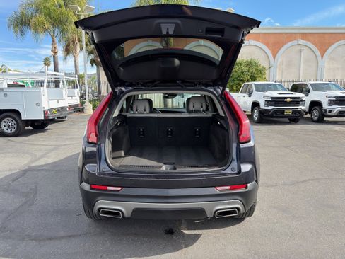 Used 2023 Cadillac XT4 Premium Luxury image 14