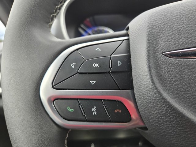 Used 2026 Chrysler Pacifica Select FWD image 21