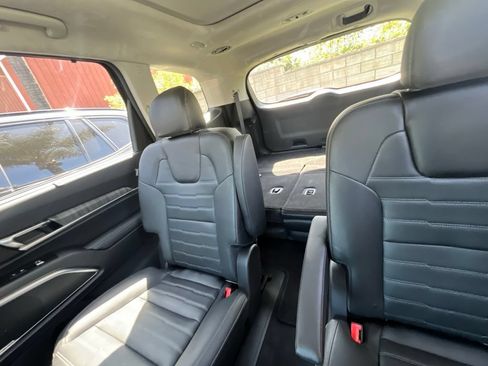 Used 2023 Kia Telluride SX Prestige AWD/4WD image 11