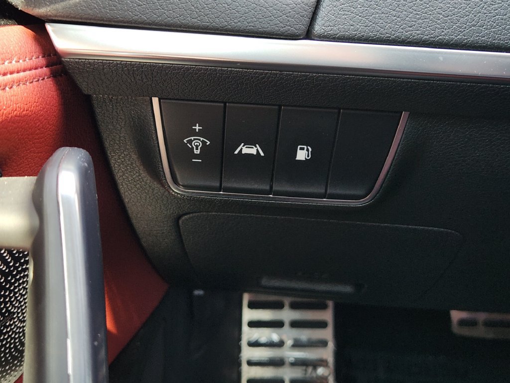 Used 2022 Kia Stinger GT-Line w/ Sun & Sound Package AWD/4WD image 22