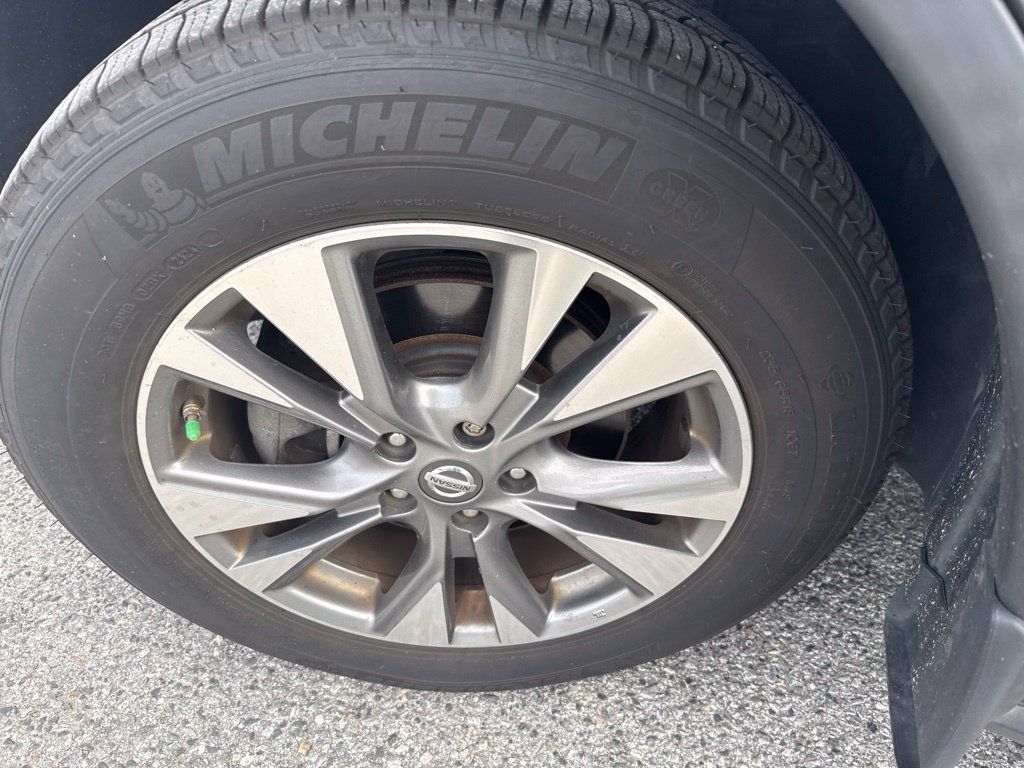 Used 2016 Nissan Murano SL AWD/4WD image 12
