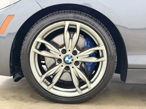 Used 2017 BMW M240i Coupe image 12