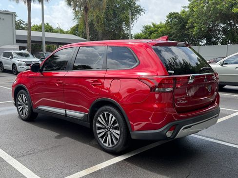 Used 2020 Mitsubishi Outlander SE FWD image 5