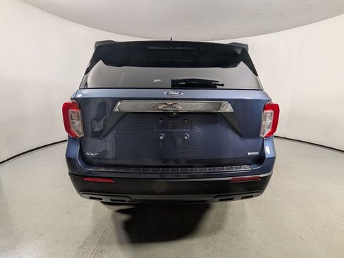 Used 2020 Ford Explorer XLT image 7
