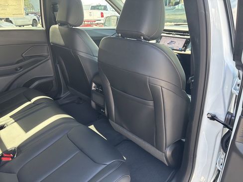 New 2026 Jeep Cherokee Limited AWD/4WD image 45