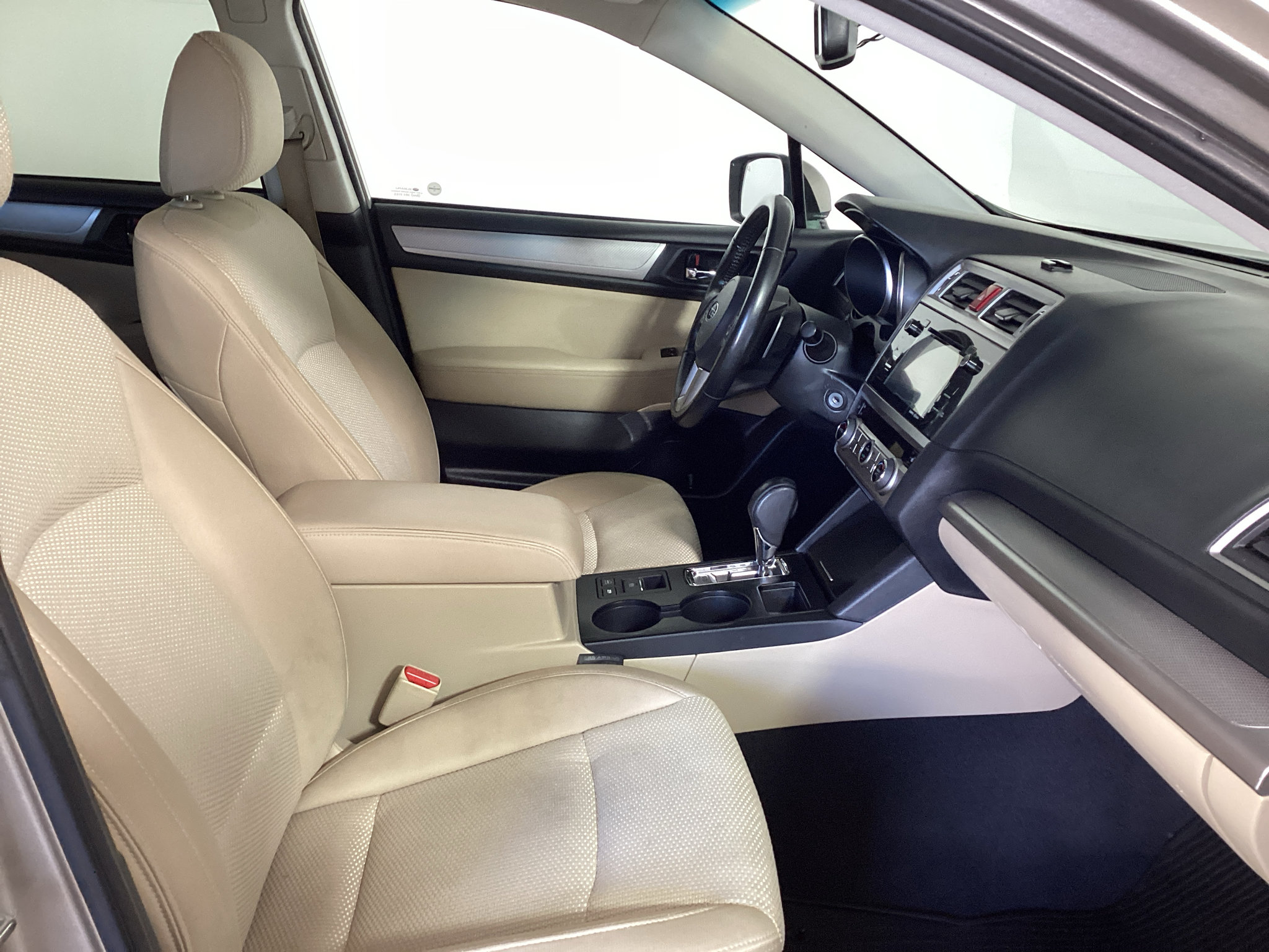 Used 2016 Subaru Outback 2.5i Premium AWD/4WD image 10