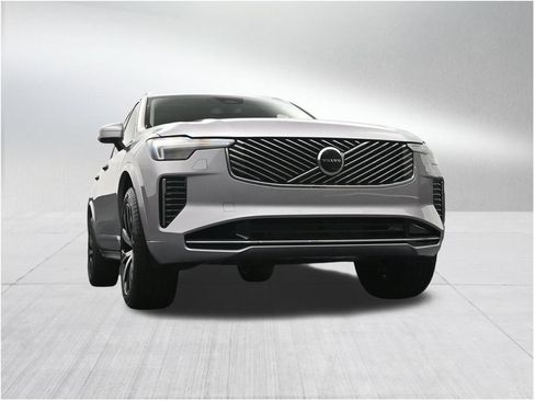 New 2026 Volvo XC90 T8 Core AWD/4WD image 27