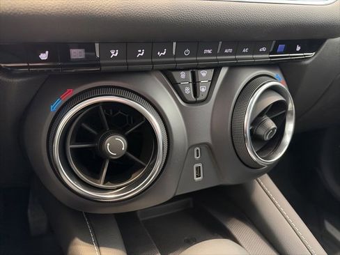 New 2025 Chevrolet Blazer LT w/ Convenience Package image 21