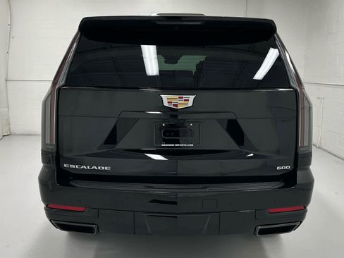 Used 2026 Cadillac Escalade ESV Sport w/ Touring Package AWD/4WD image 7
