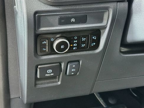 Used 2025 Ford F150 Raptor AWD/4WD image 10