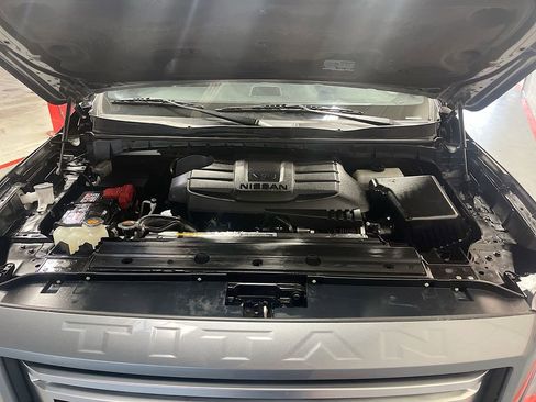 Used 2024 Nissan Titan Platinum Reserve w/ Moonroof Package image 32