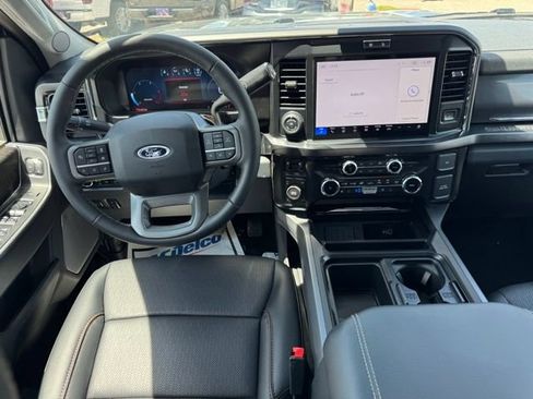New 2026 Ford F250 Lariat w/ Black Appearance Package AWD/4WD image 16