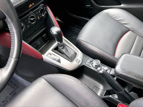 Used 2017 MAZDA CX-3 Touring w/ Premium Package image 16