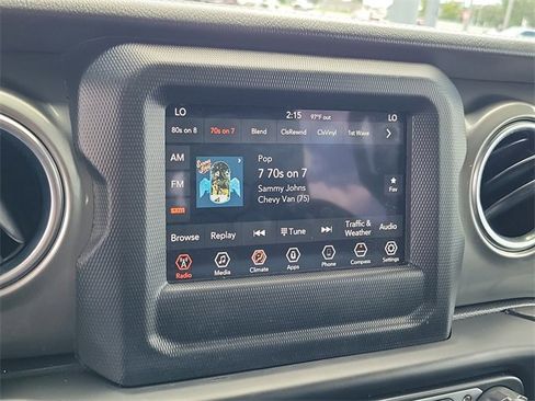 Used 2019 Jeep Wrangler Unlimited Sahara image 25