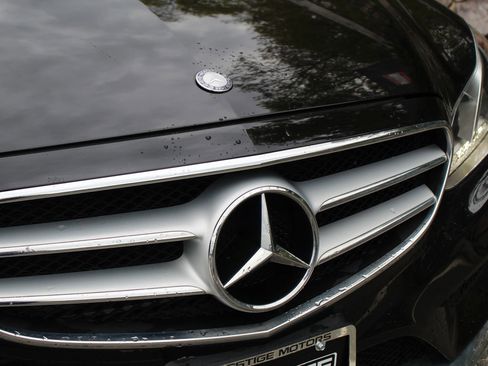 Used 2016 Mercedes-Benz E 350 4MATIC Sedan image 34