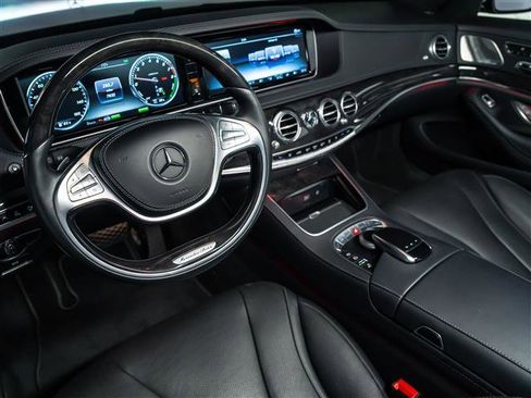 Used 2017 Mercedes-Benz S 550e image 4