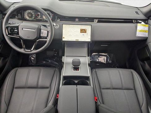 Used 2026 Land Rover Range Rover Evoque S image 15