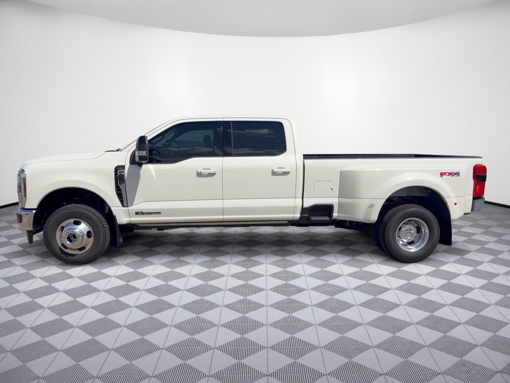 New 2026 Ford F350 Lariat w/ Lariat Ultimate Package AWD/4WD image 2