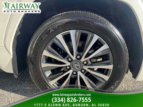 Used 2024 Lexus LX 600 4WD w/ Interior Upgrade Package image 36